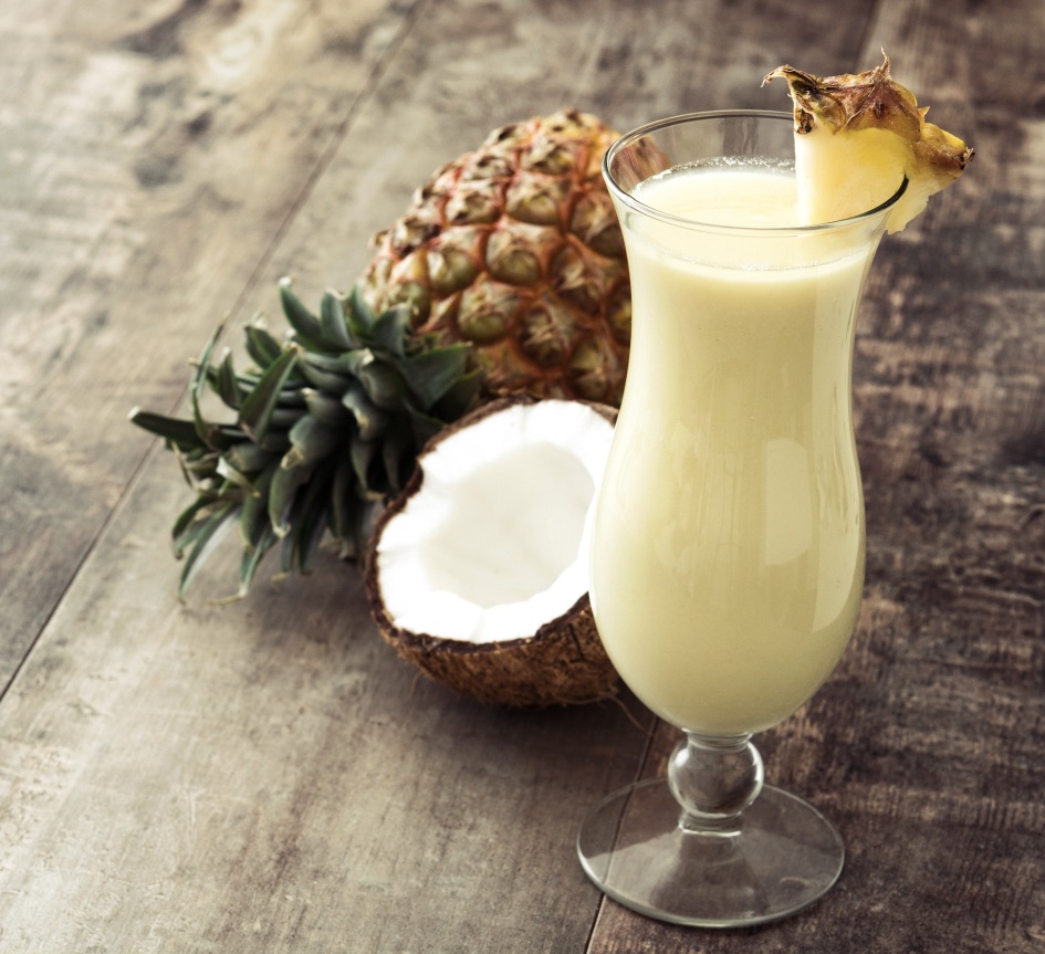 PIÑA COLADA Cocktail: Recipe and Ingredients | Kingston 62